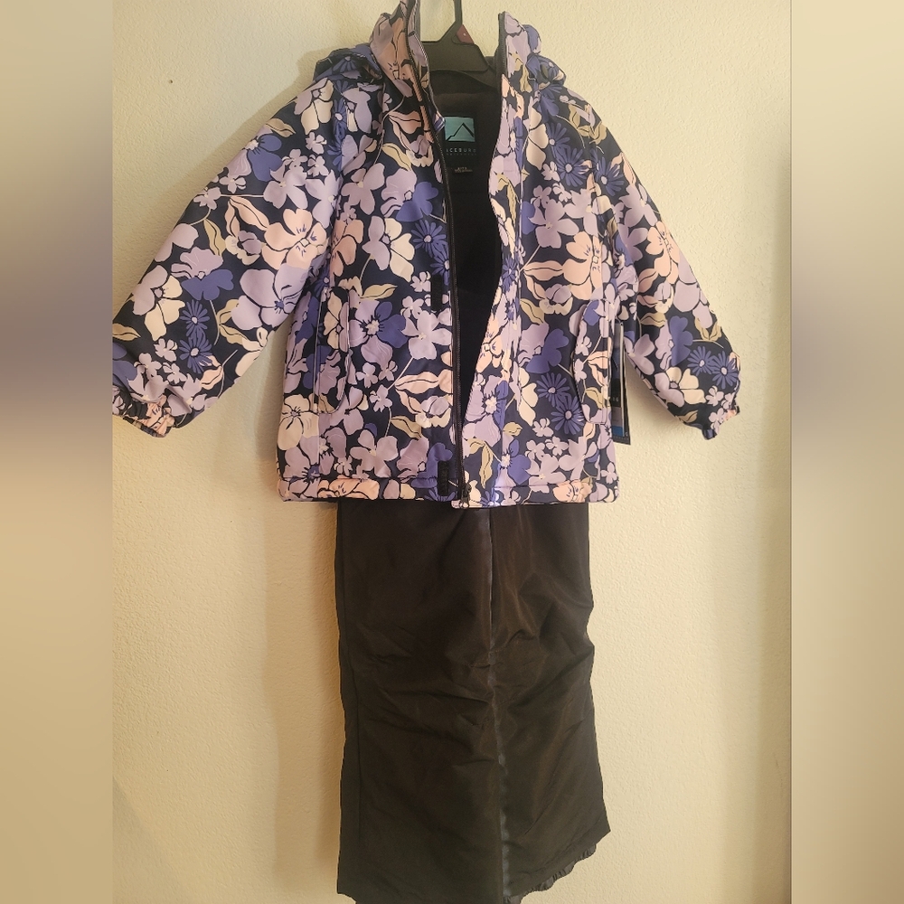 Iceburg Brand New Girls Snow Suits w Bibs For Sale